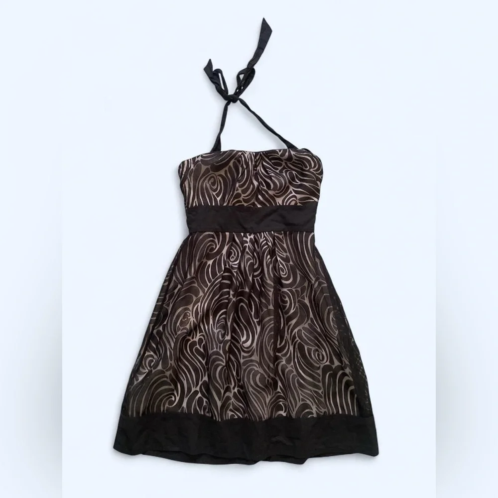 white house black market black cocktail dress Recycled Short  Ragstock 36 5/8 75% Polyester White House Black Market |